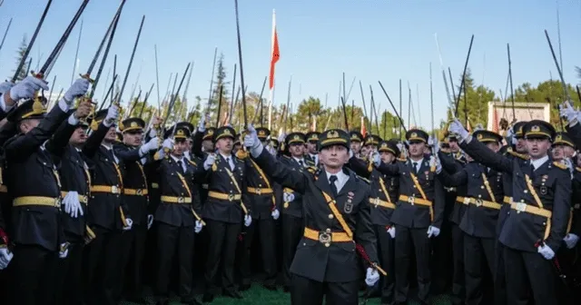 MSB kararını açıkladı: Teğmenler TSK'dan ihraç edildi